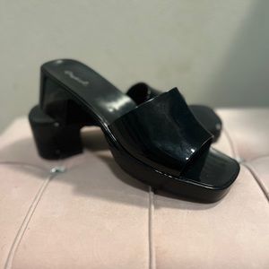 Women’s jelly heels